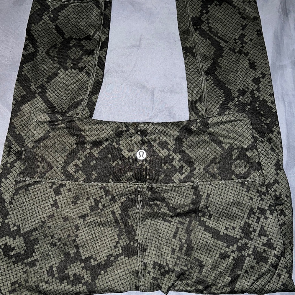 Lululemon leggings